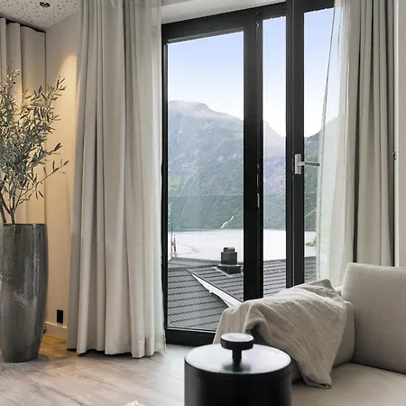 Hotel Grande Fjord 4*