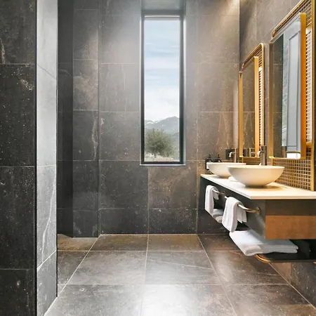 Hotel Grande Fjord 4*