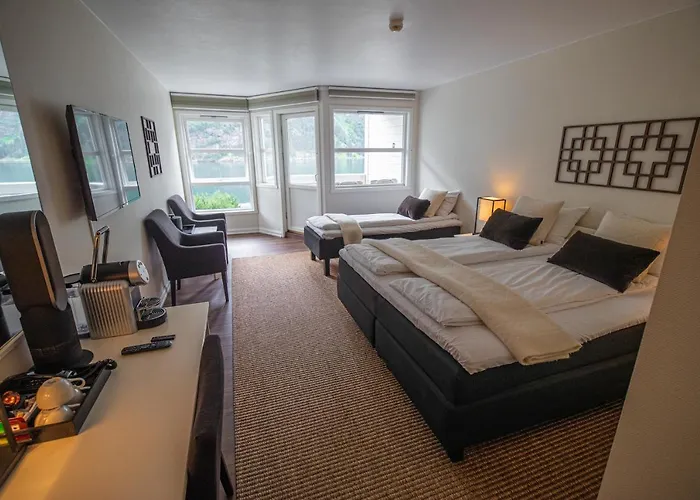 格兰德峡湾酒店 4*