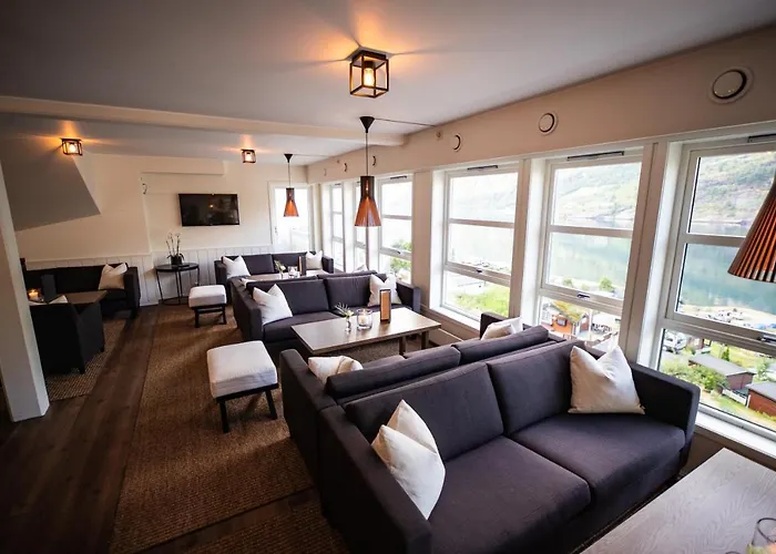 酒店 格兰德峡湾酒店 4*