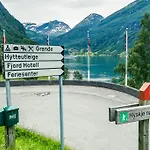 Grande Fjord מלון 4*