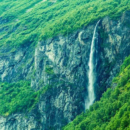 Отель Grande Fjord