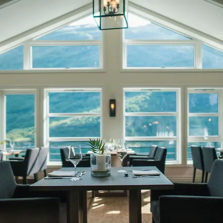 Grande Fjord Hotel 4*