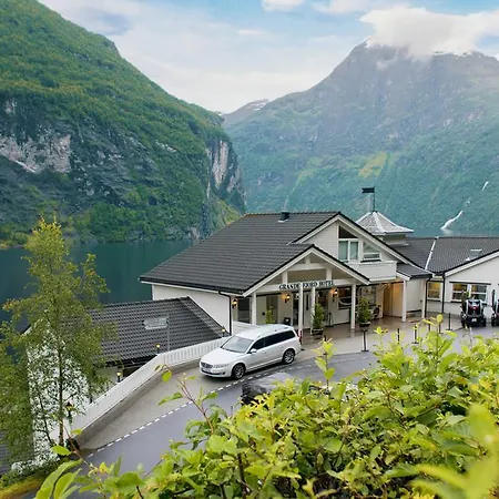 Hotel Grande Fjord 4*