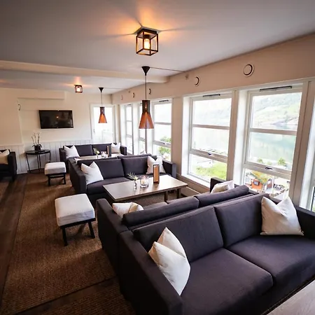 Hotel Grande Fjord 4*